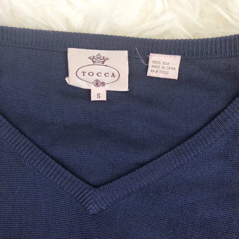 Tocca Dolman Sleeve Navy Blue Short Sweater V-neck - Picture 5 of 5